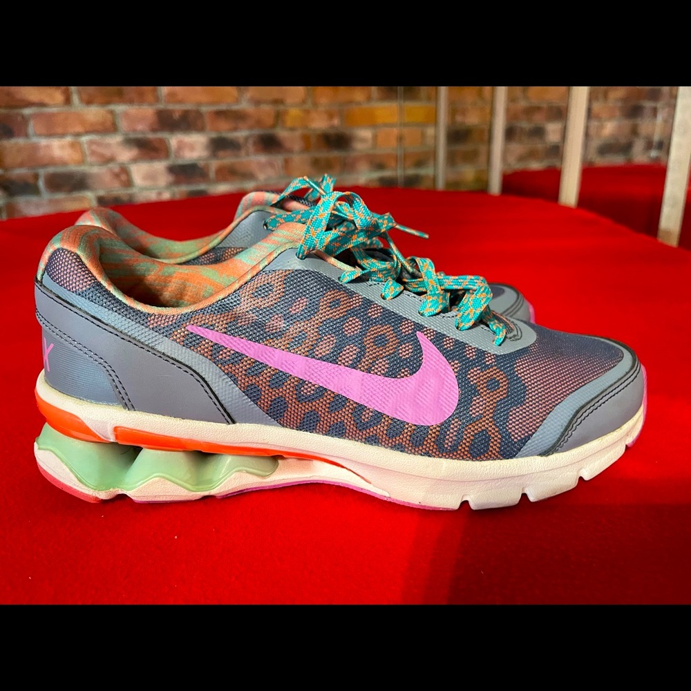 Nike Reax Run Women’s shoes